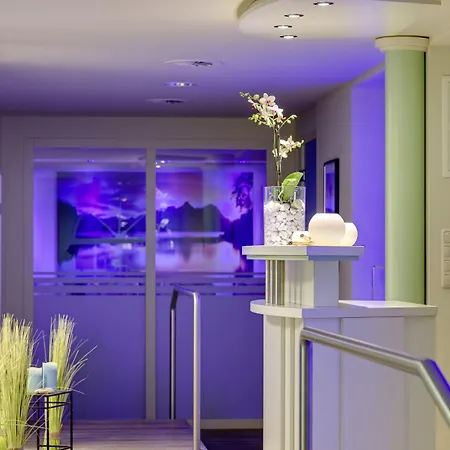 Aquamarin فندق 4*